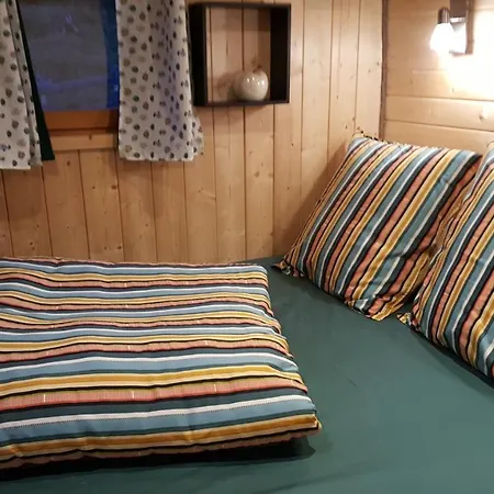 Ma Roulotte Sous Les Chenes- Au Naturel Chalet *